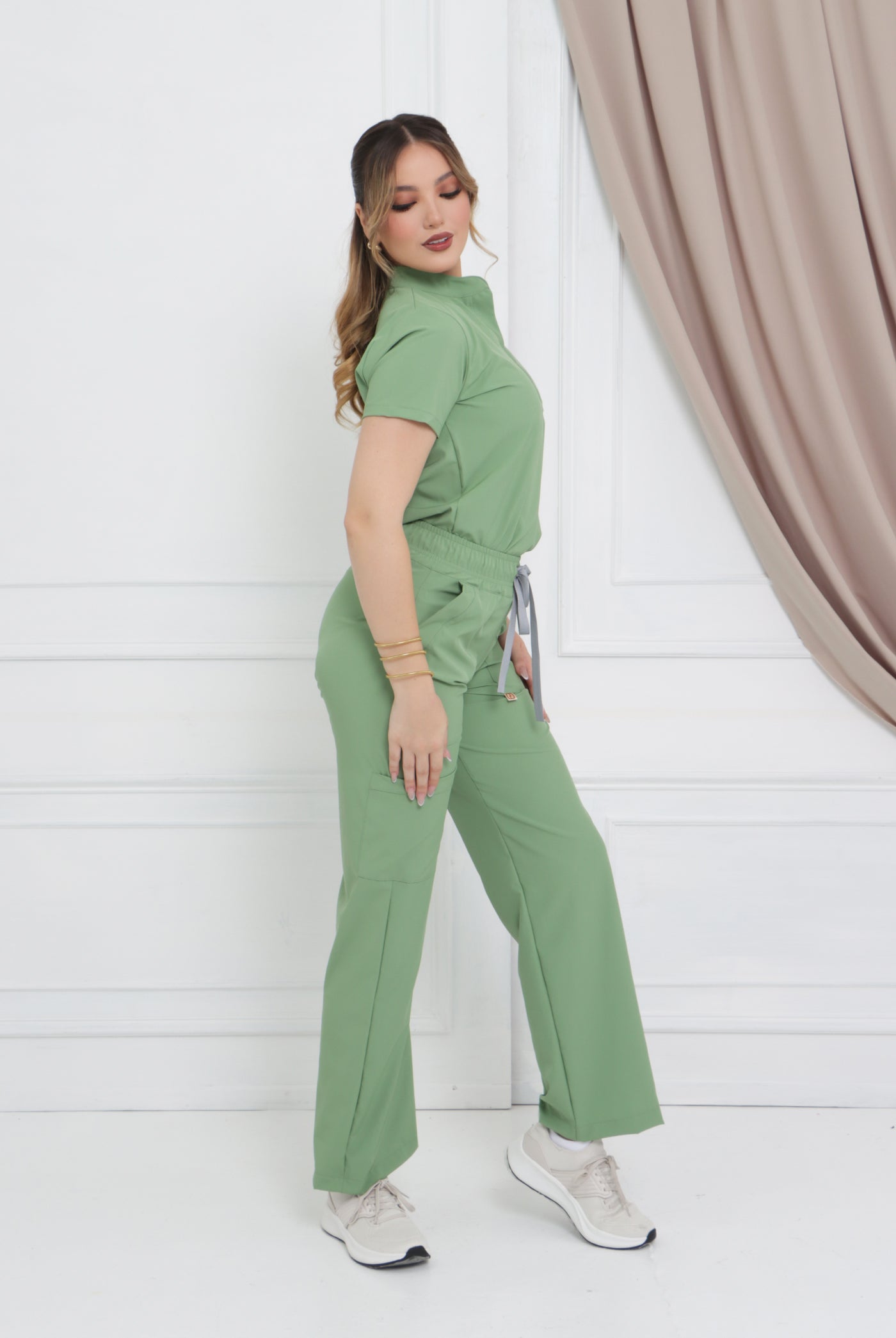 Colección ZAFIRO | Uniforme Quirúrgico Mujer